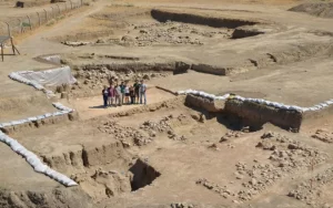 Izmir, Yeşilova Yassıtepe mound