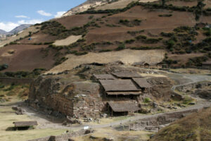 3,000-year-old condor's passageway found.